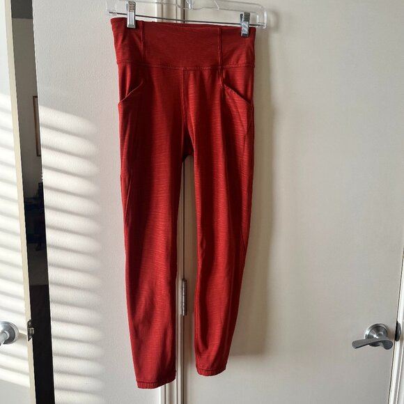 Lululemon Time To Sweat Crop 23" Stride Emboss Cayenne Size 4 - Picture 7 of 11